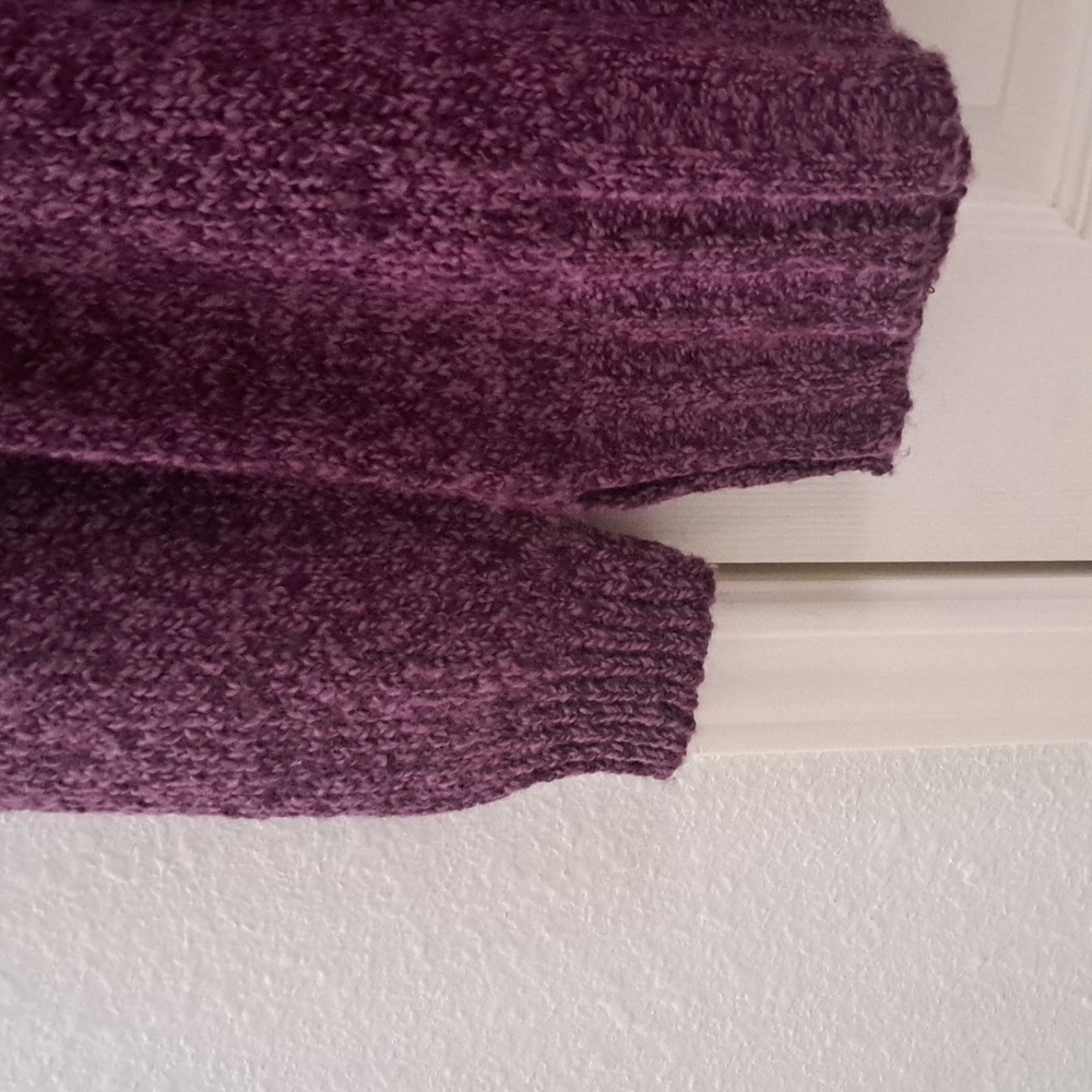 Memphis Jones Women's Purple Sweater Sz Small - Picture 4 of 6